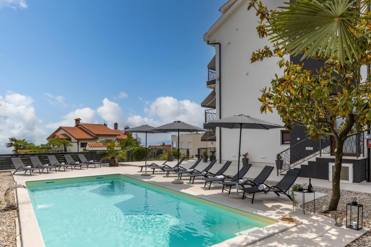 Villa Adriatic, Apartment Chiara With Sea View And Heated Swimming Pool, Free Private Parking, Ічичі Екстер'єр фото
