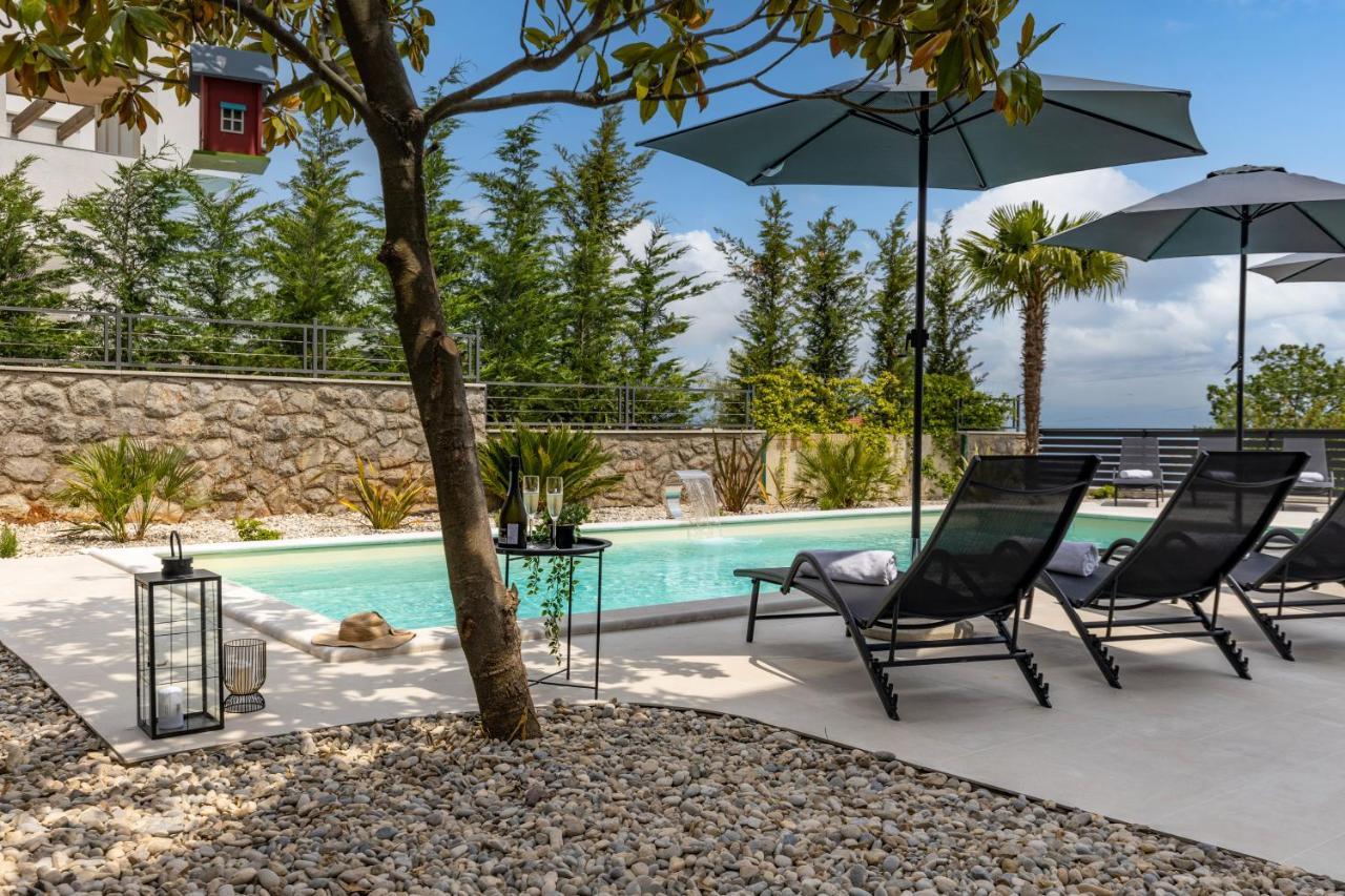 Villa Adriatic, Apartment Chiara With Sea View And Heated Swimming Pool, Free Private Parking, Ічичі Екстер'єр фото